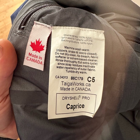 Taiga Blue Waterproof Jacket - Picture 4 of 4